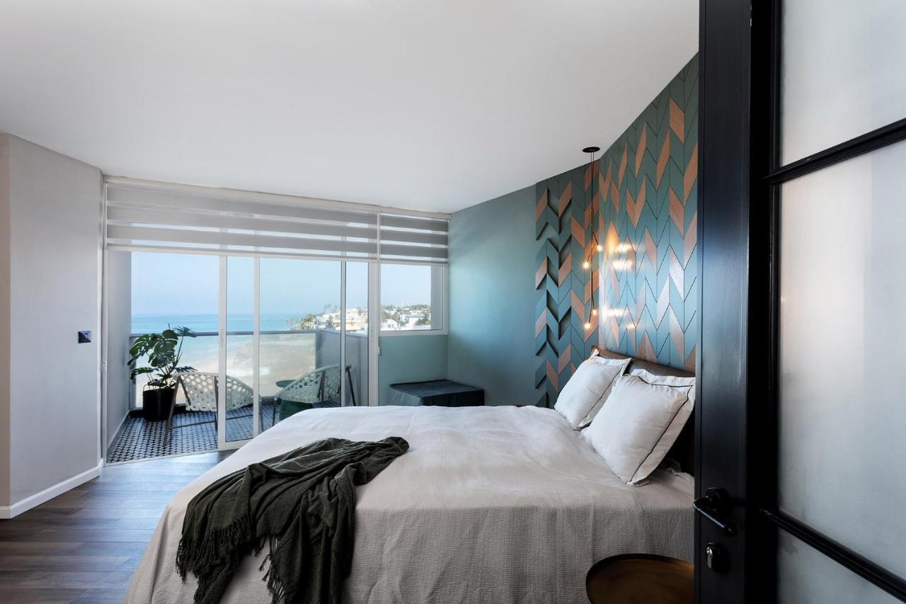 Sea View Stylish 1Br With Balcony By Beachfront Stay Herzelia エクステリア 写真