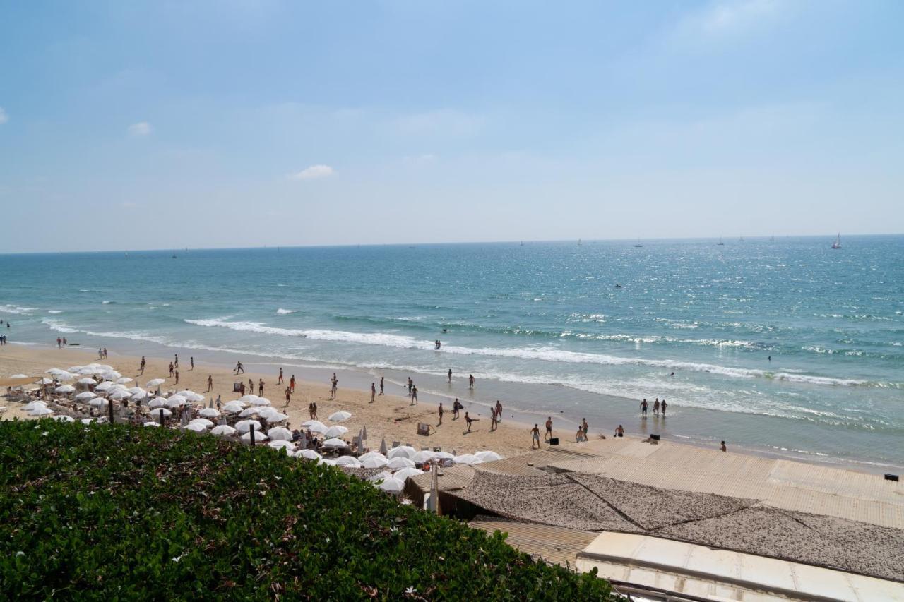 Sea View Stylish 1Br With Balcony By Beachfront Stay Herzelia エクステリア 写真
